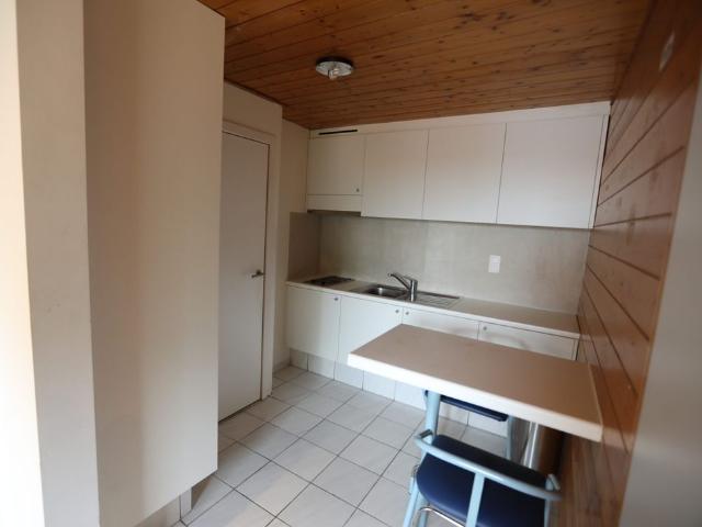 Studio te Wagenmakersstraat 83 Kortrijk, WH9 610 €/maand. Pand Code: WH9