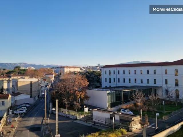 Studio + terrasse parking vue
