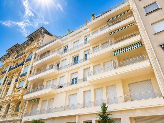Studio transformable en 2 pièces Quartier Gambetta / Fleur