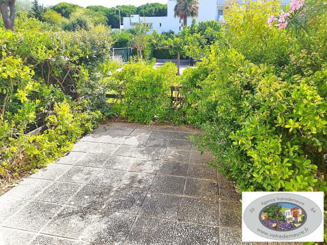 Studio très bien placé, avec petit jardin et parking privati. 22m² La Grande Motte