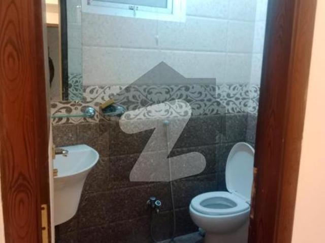 Studio Unfurnished Apartment Available at Hamdan Heights On Islamabad Expressway