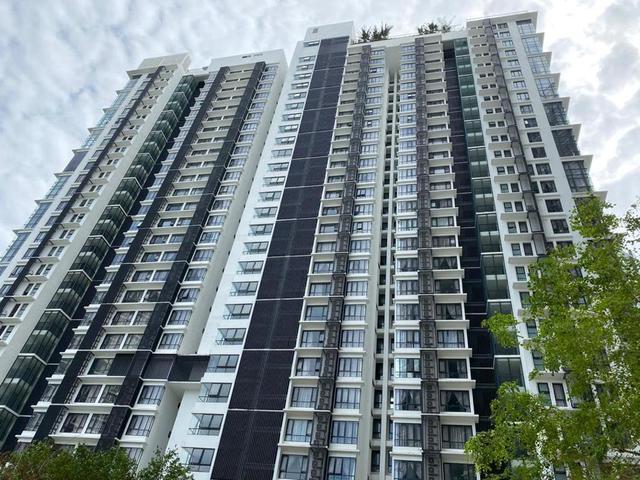 Studio Unit Urgent Sale