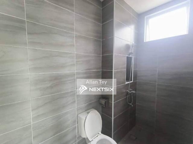 Studio Unit For Sale Rm175k Only~!