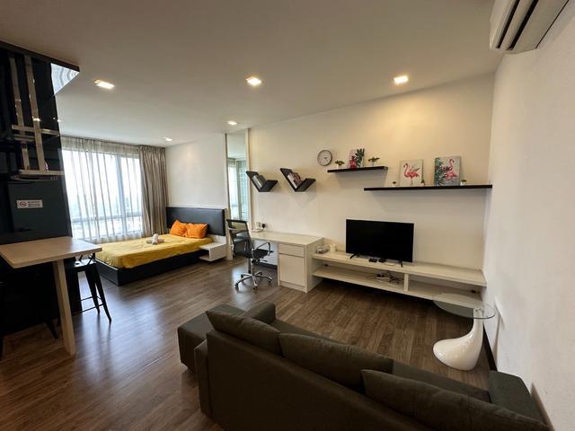 Studio Unit Fully Furnished Landmark 2 Residence At Bandar Sungai Long