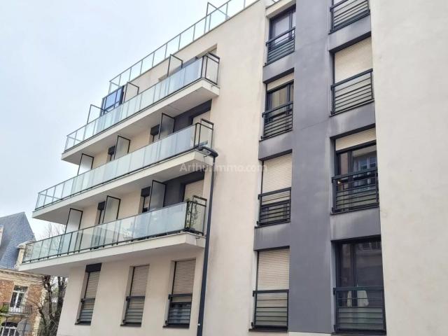 Studio Vanves