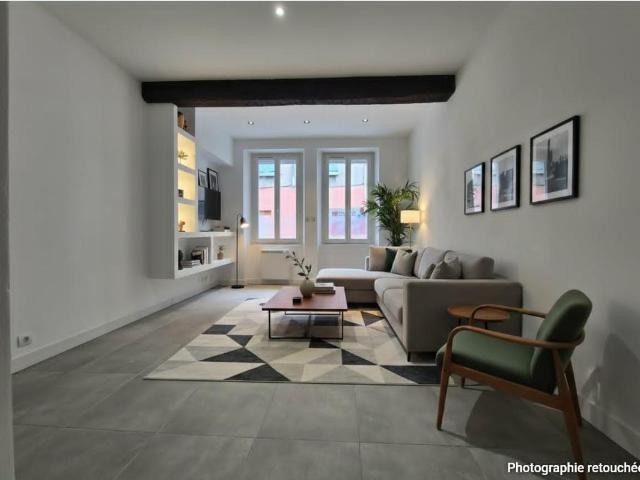 Studio Vidauban centre ville rez de chaussée