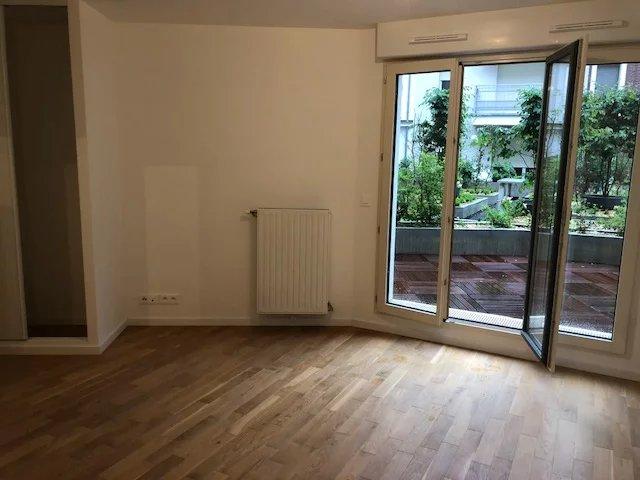 STUDIO VIDE LA GARENNE COLOMBES SCI 0608