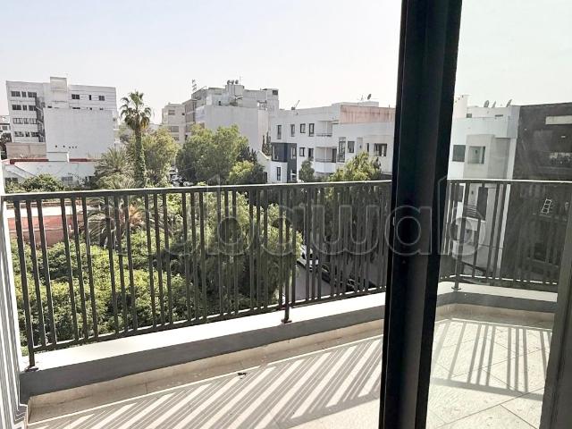 Studio Vide Oasis avec place de parking à cote de la clinique jerrada
