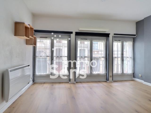 STUDIO VIEUX LILLE PROCHE CATHO ET CITADELLE