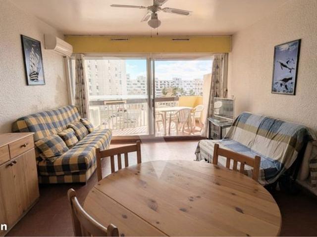Studio vue port de 30 m² Proche plages