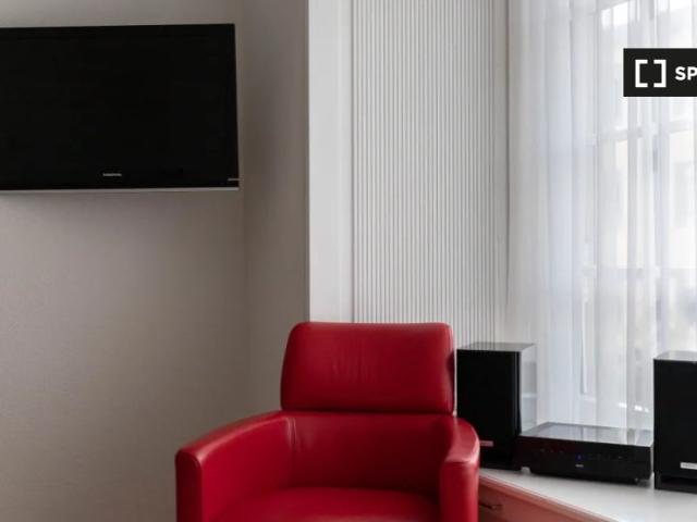 Studio zu vermieten im Rathaus, Zürich