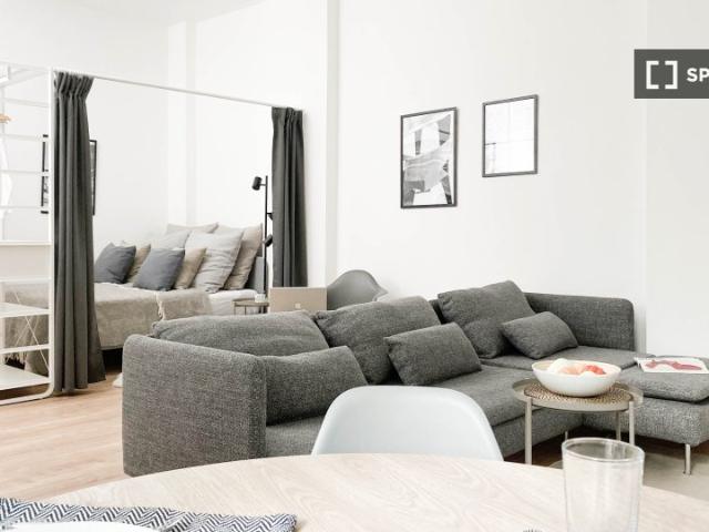 Studio zu vermieten in Berlin