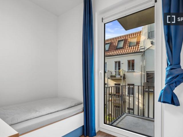 Studio zu vermieten in Berlin, Balkon