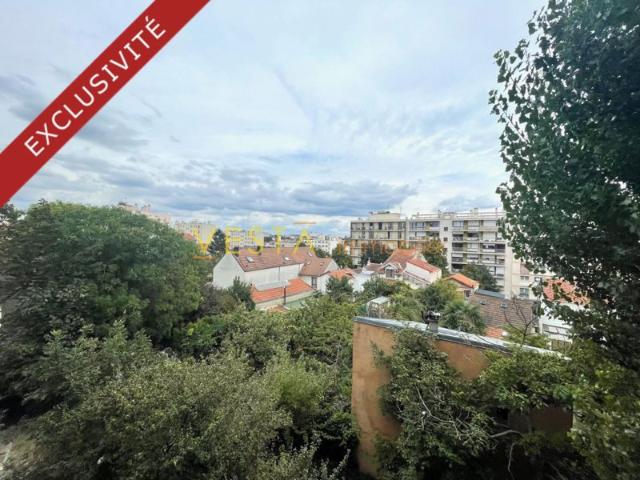 Studio+balcon MAIRIE de Montreuil
