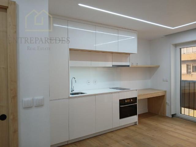 Studios City On Studio T0 com varanda para comprar no cent. 24m² Cedofeita, santo ildefonso, sé, miragaia, são nicolau e vitória