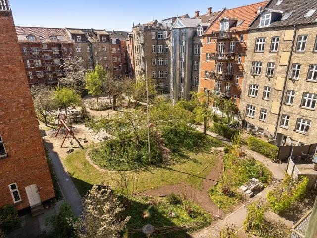 Studievenligt værelse med fællesskab i hjertet af Aarhus