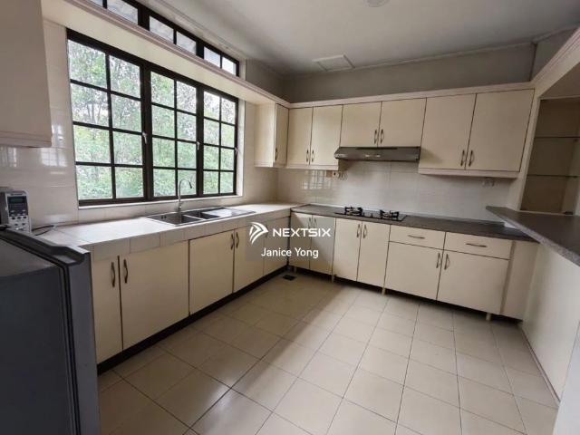 Stulang View Condominium