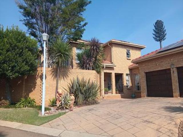 stunning 4 bedroom family home on th.
