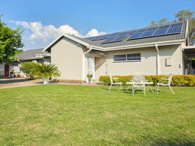 stunning 4 bedroom family home on th.