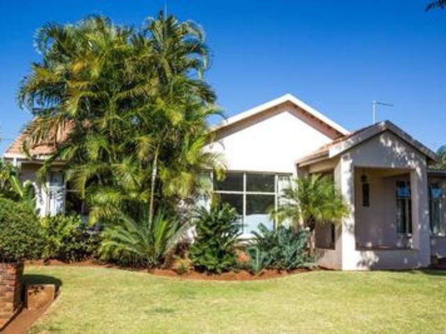 stunning 4 bedroom house on the mark.