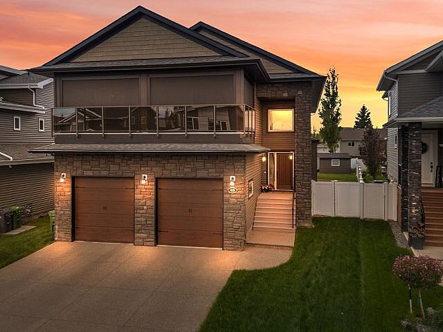 Stunning 5 Beds, 5 Baths Home In Prestigious Laredo, Red Deer!