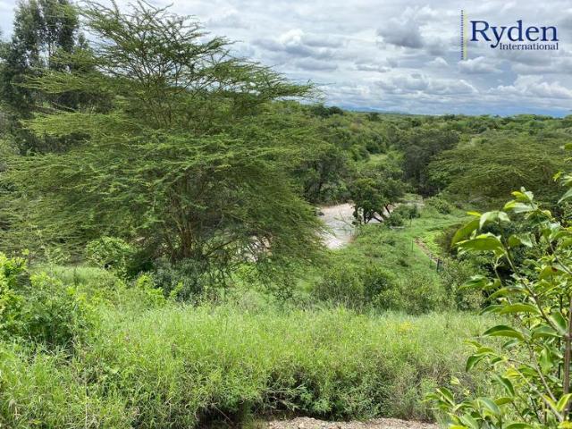 Stunning 8 acres river frontage plot in nanyuki juakali for sale