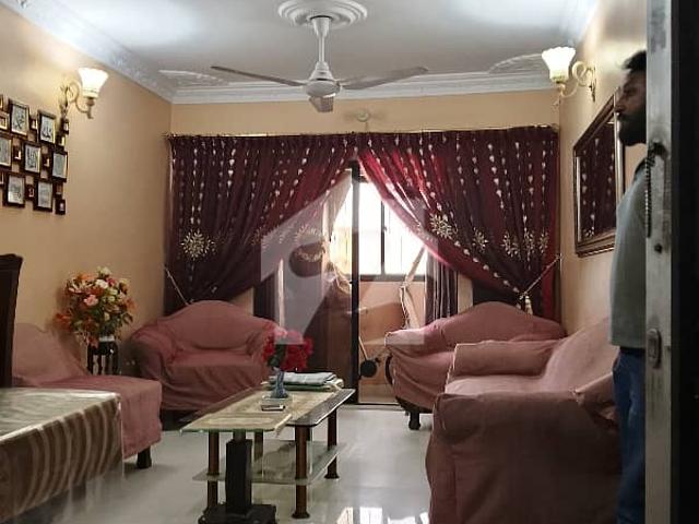 Stunning 2 Bed DD Apartment Available For Rent in Gulshan e Iqbal Block 11