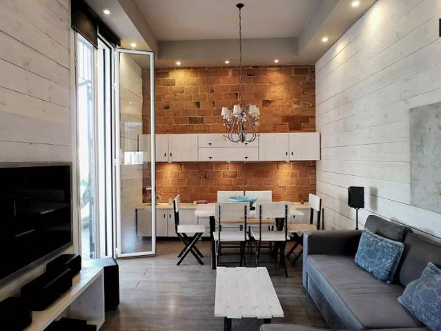 Stunning 2 bedroom apartment for rent in La Dreta de l'Eixample