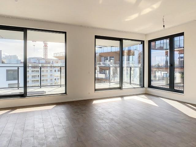 Stunning 2 bedroom penthouse with a large terrace