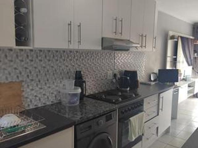 stunning 2 bedroom rental outside of.