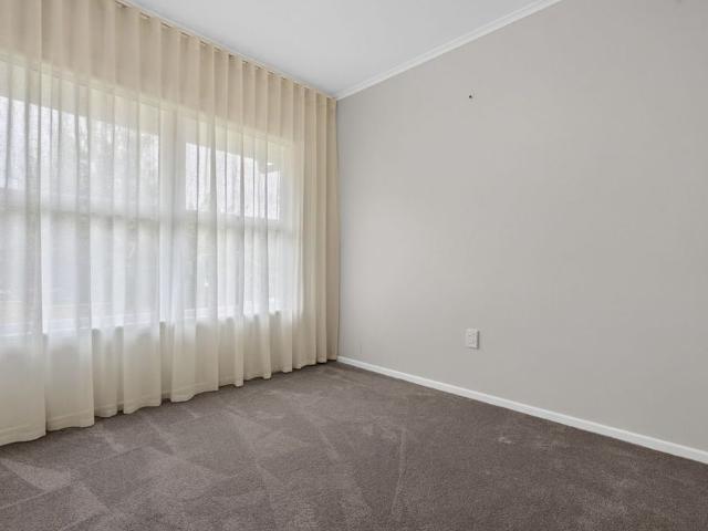 Stunning 2 Bedroom unit in the Heart of Takapuna