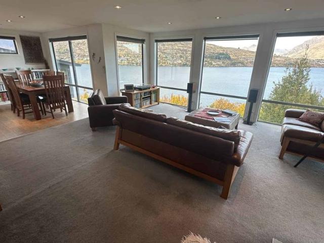Stunning 3 Bed, 3 Bath home