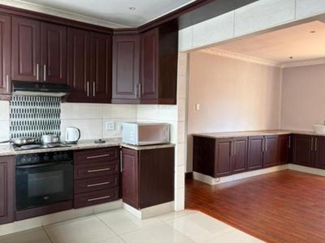 stunning 3 bed ground floor unit