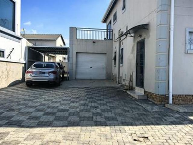 stunning 3 bedroom house on the mark.