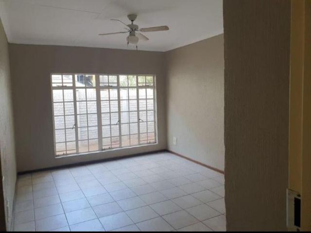 Stunning 3 Bedroom House With a Flat in Safari Gardens For Sale!