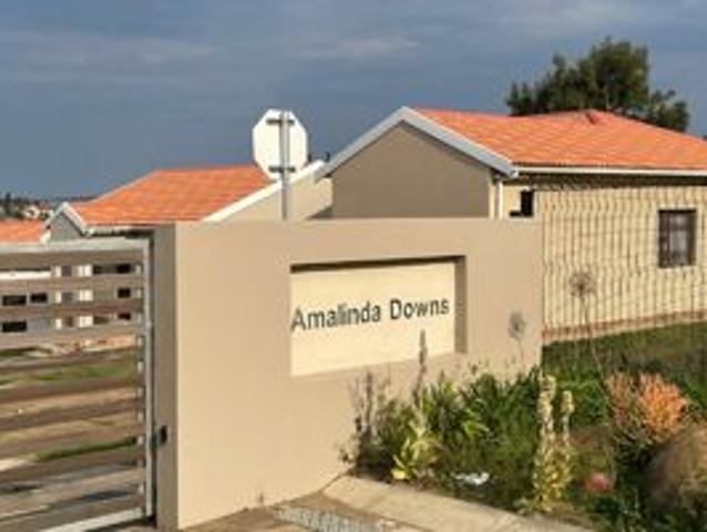 Stunning 3 Bedroom Townhouse To Rent In Amalinda Downs Complex, East London