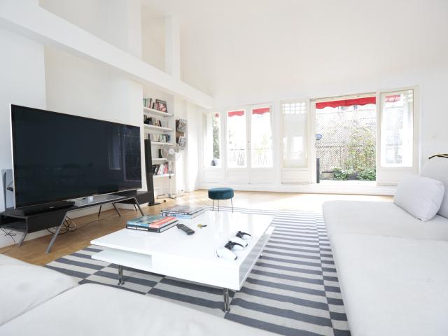 stunning Top Floor Furnished Apartment with Eiffel Tower View