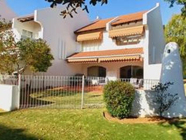 stunning vaal dam retreat in secure.