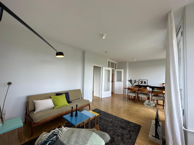 Stunning View over Berlin Cozy Midcentury Architecture icon in the Hansaviertel