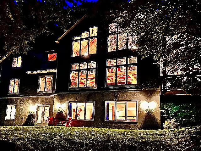 Stunning Waterfront Cottage For Sale In Haliburton