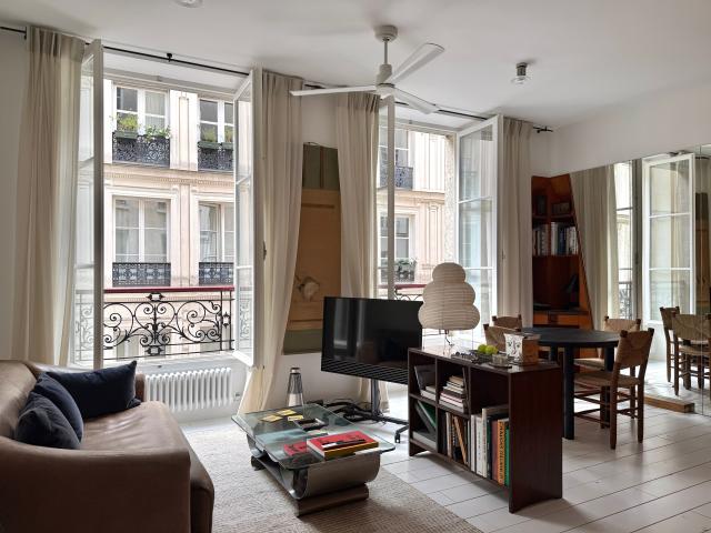 Stunning AD France featured Modernist Period Flat in best area of 7th