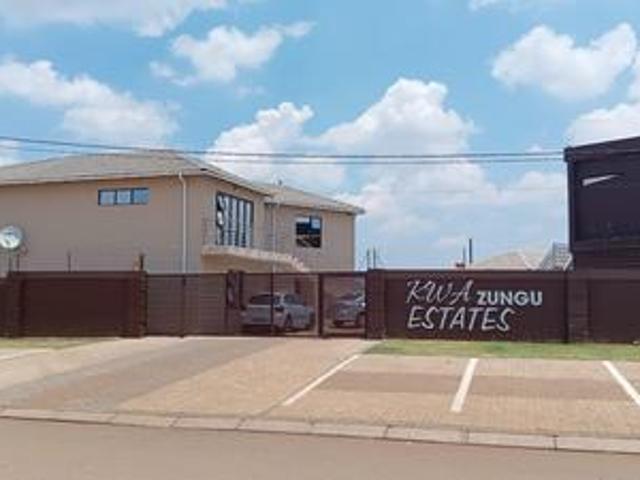 stunning bachelors for rental in pro.