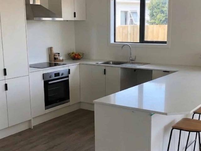 Stunning Brand New Home Modern Family Living