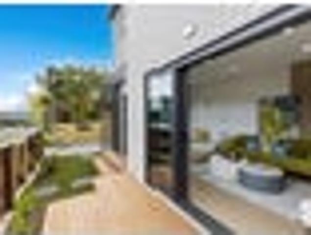 Stunning Brand New – Vendors Looking for Offers