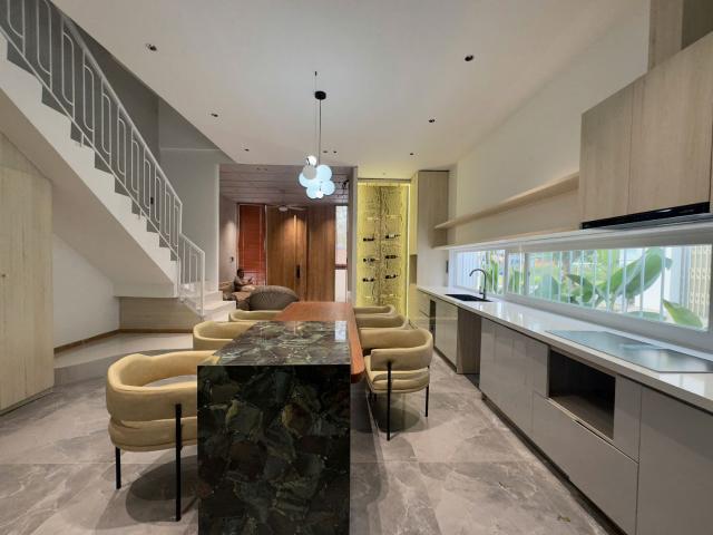 STUNNING CORNER HOUSE FOR RENT – NAM VIET A | NGU HANH SON, DA NANG