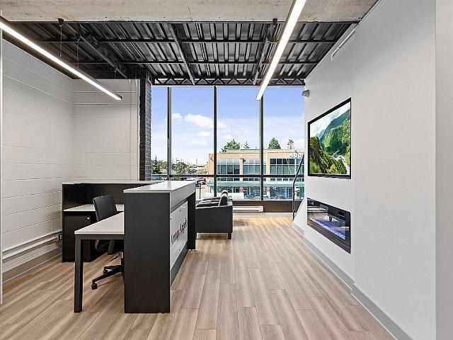 Stunning Corner Unit W/ Loft Style Layout