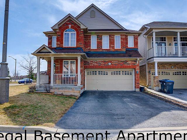 Stunning Detached Home For Sale In Brampton! d 2