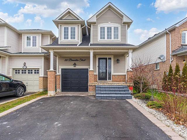Stunning Detached, Move in Ready, Fenced Yard 3 Bd, 3 Bth