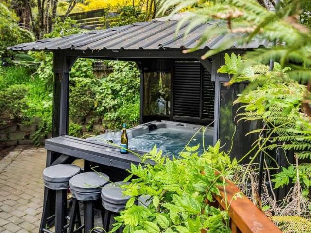 Stunning Family Home in Lowry Bay