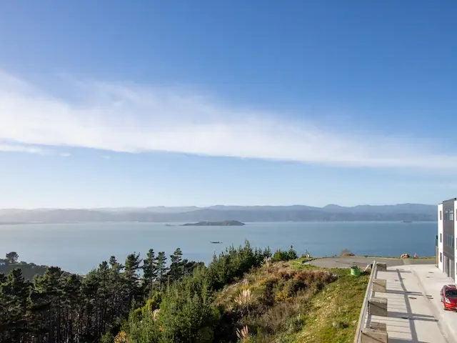 Stunning Harbour Views.